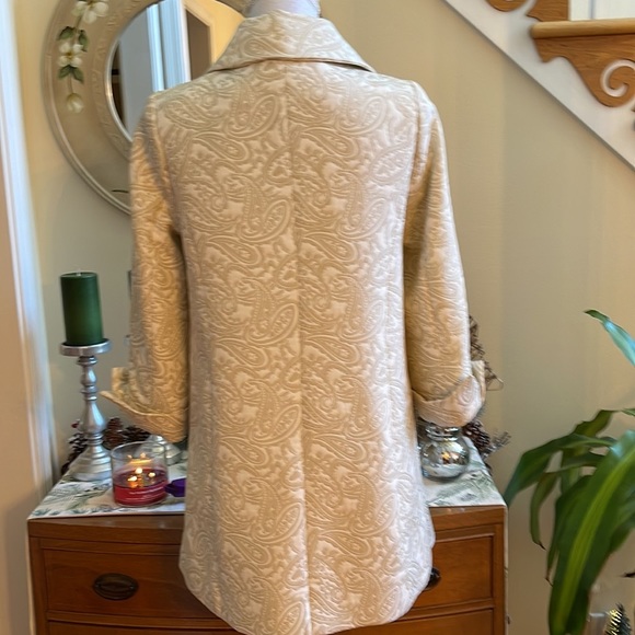 LUII Dressy Coat - Picture 4 of 9